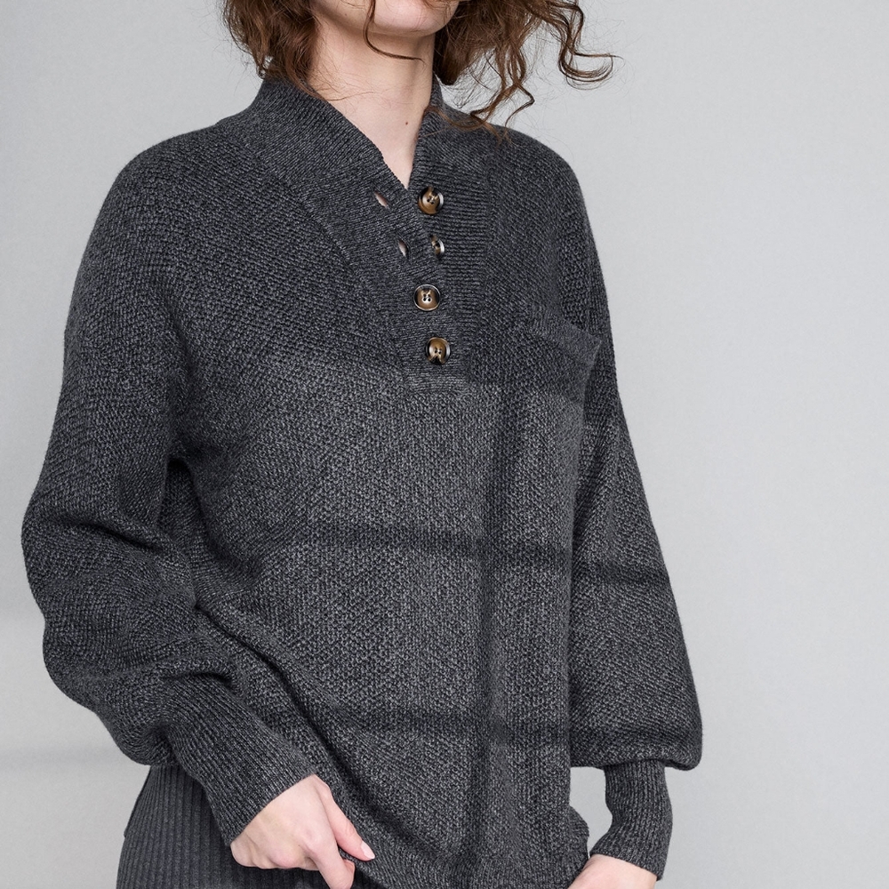***NWOT Lunya Cozy Cotton Silk Pocket Henley***